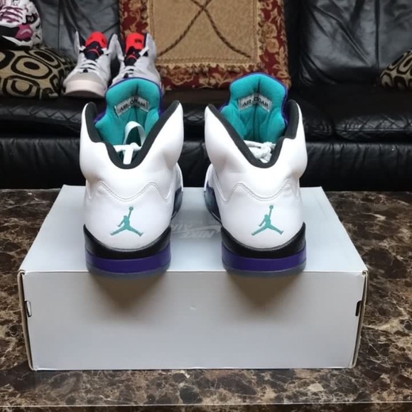 Grape 5 Jordan’s sz 11 - Picture 3 of 7